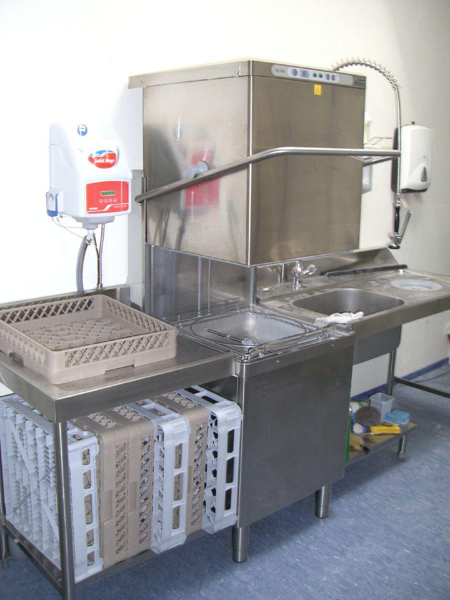 Bartscher Durchschubspülmaschine