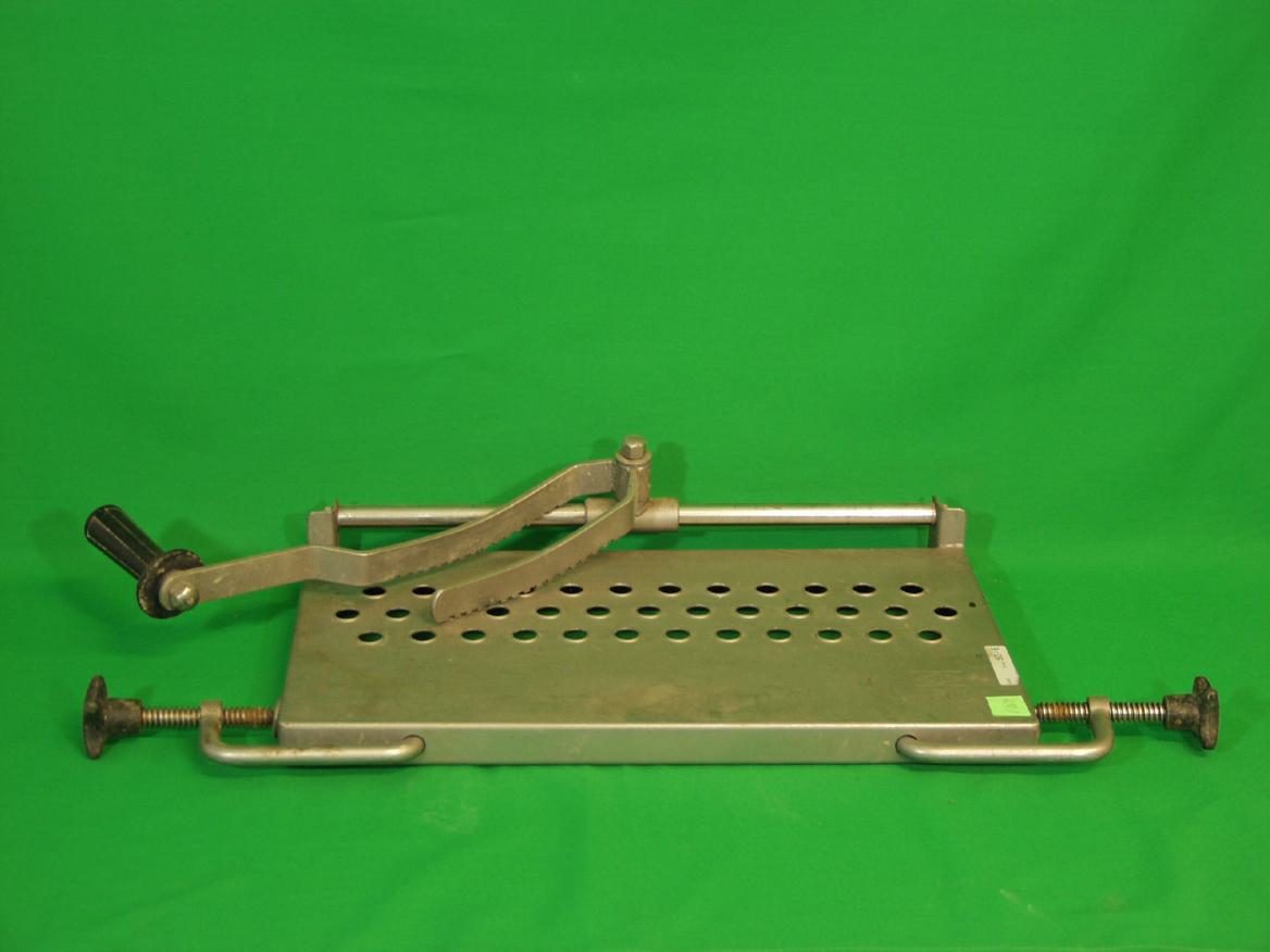 Treif Rippenzieherhalter mit Tischbefestigung